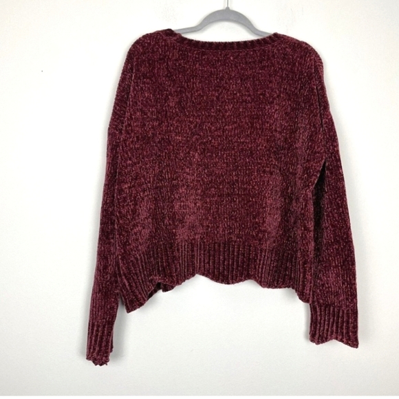 SOFT & Luxe! Altar’d State Chenille Feel Maroon Scalloped Bottom Sweater - Picture 3 of 10